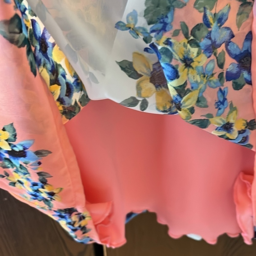 City Triangle dress. Size Small. - Picture 6 of 10